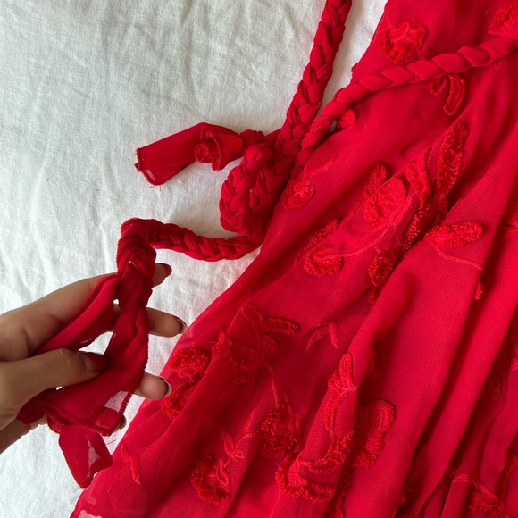 Anthropologie Mare Mare Textured Red Floral Embroidered Dress with Belt - Picture 4 of 7